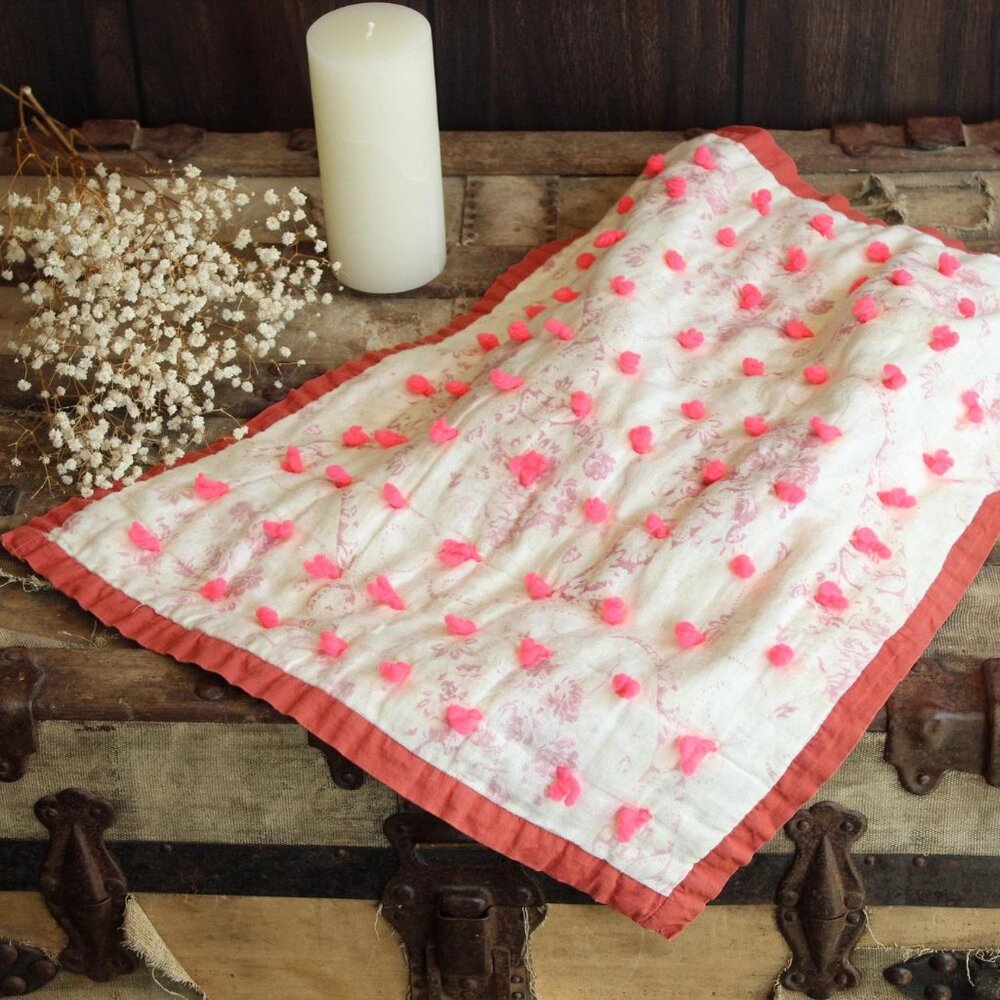 Vintage 1940s 1950s Baby Doll Blanket Or Throw, 21.5 x 17 Inch Tufted Lap Quilt